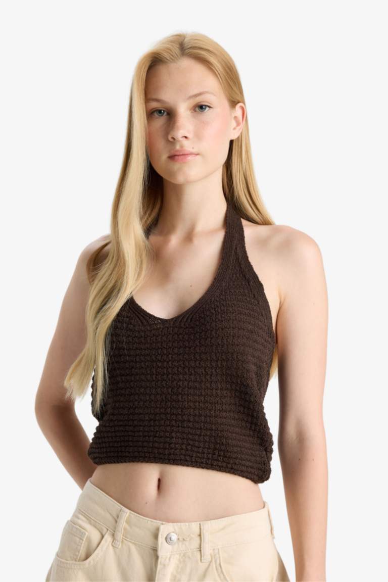 Slim Fit Halter Neck Tank Top