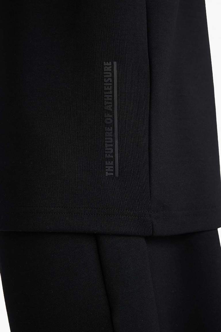 تيشيرت نص كم مطبوع قصة عادية برقبة مستديرة