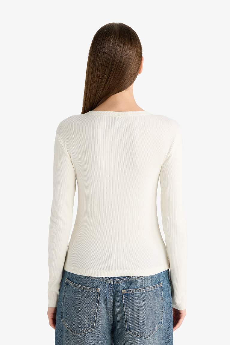 تيشيرت كم طويل سليم فيت قماش مضلع