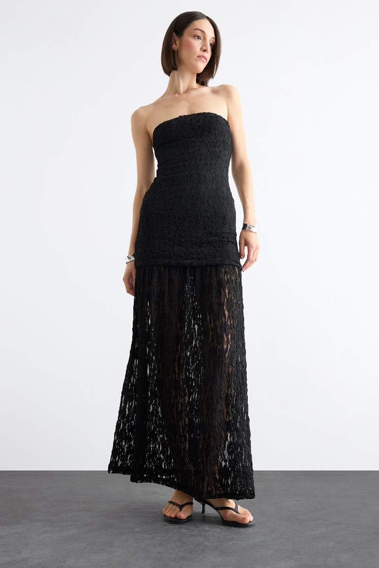 Slim Fit Dar Kesim Vücudu Saran Dantel Straplez Siyah Maxi Elbise