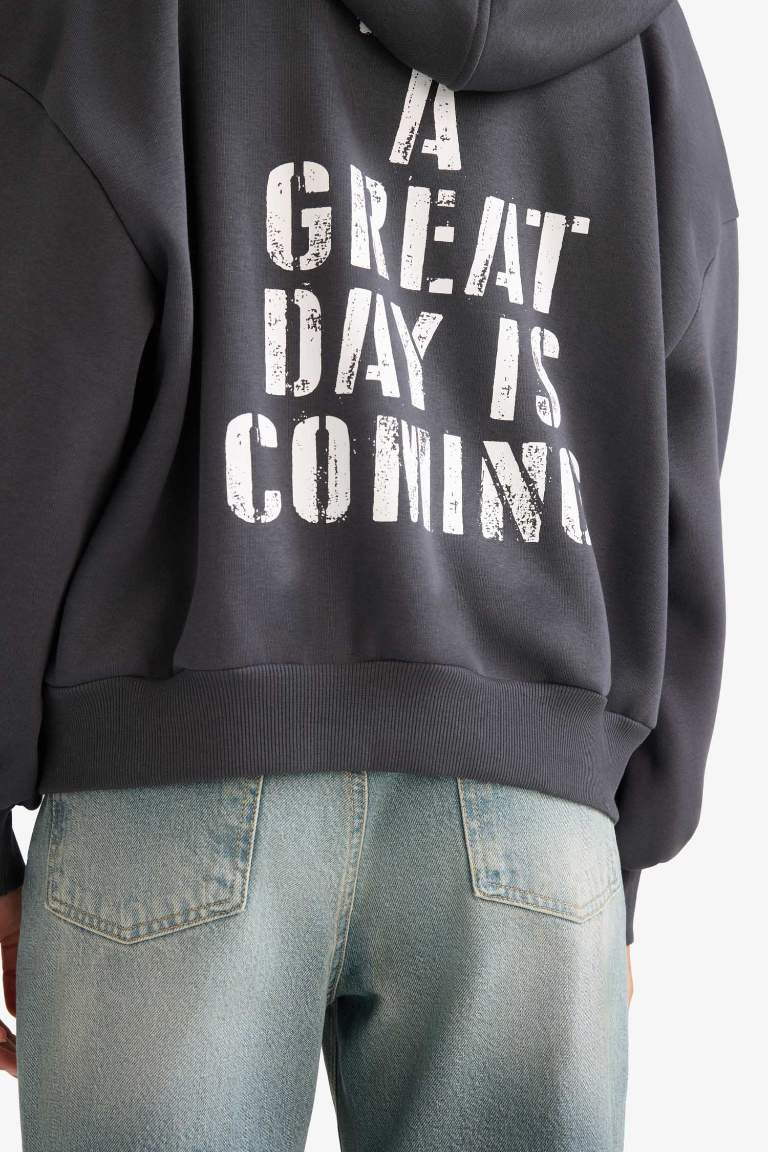 Oversize Fit Hooded Back Printed Thick Cardigan