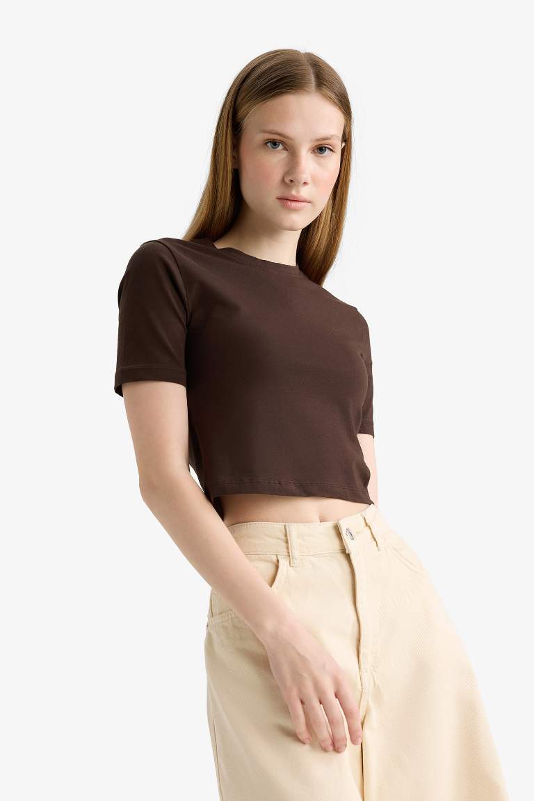 Coool Fitted Crop Basic Düz Kısa Kollu Tişört