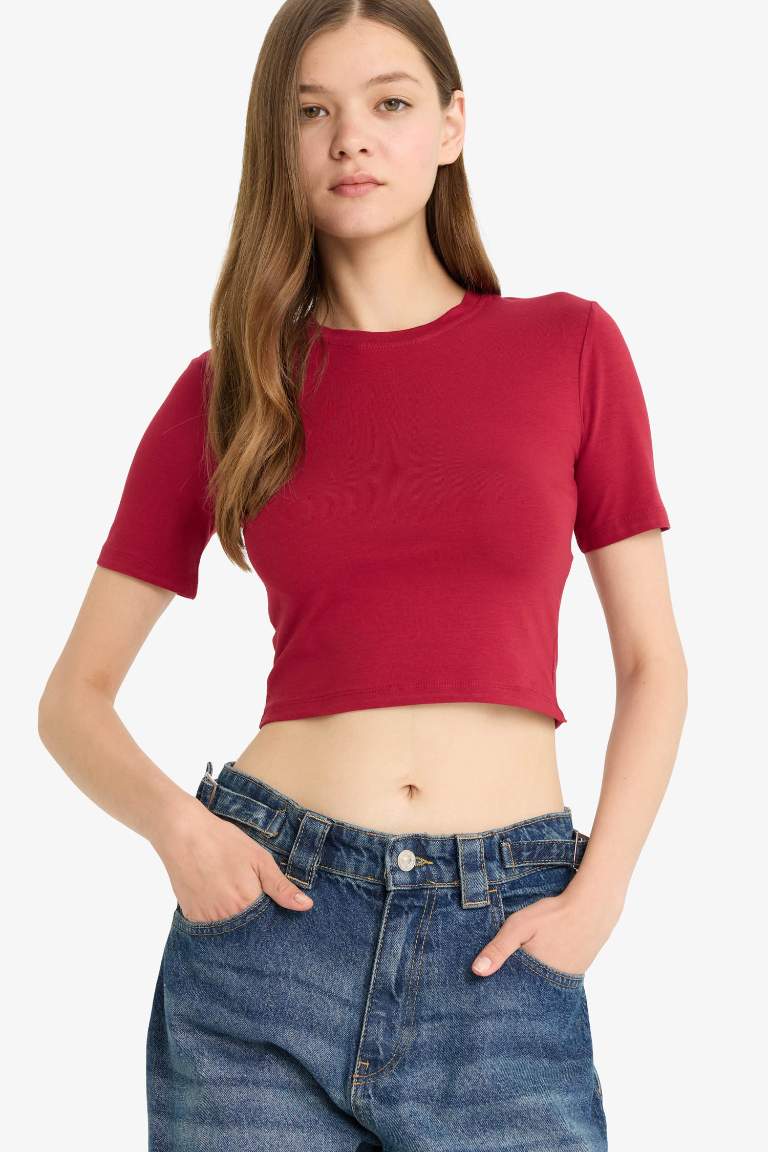 Coool Fitted Crop Basic Düz Kısa Kollu Tişört