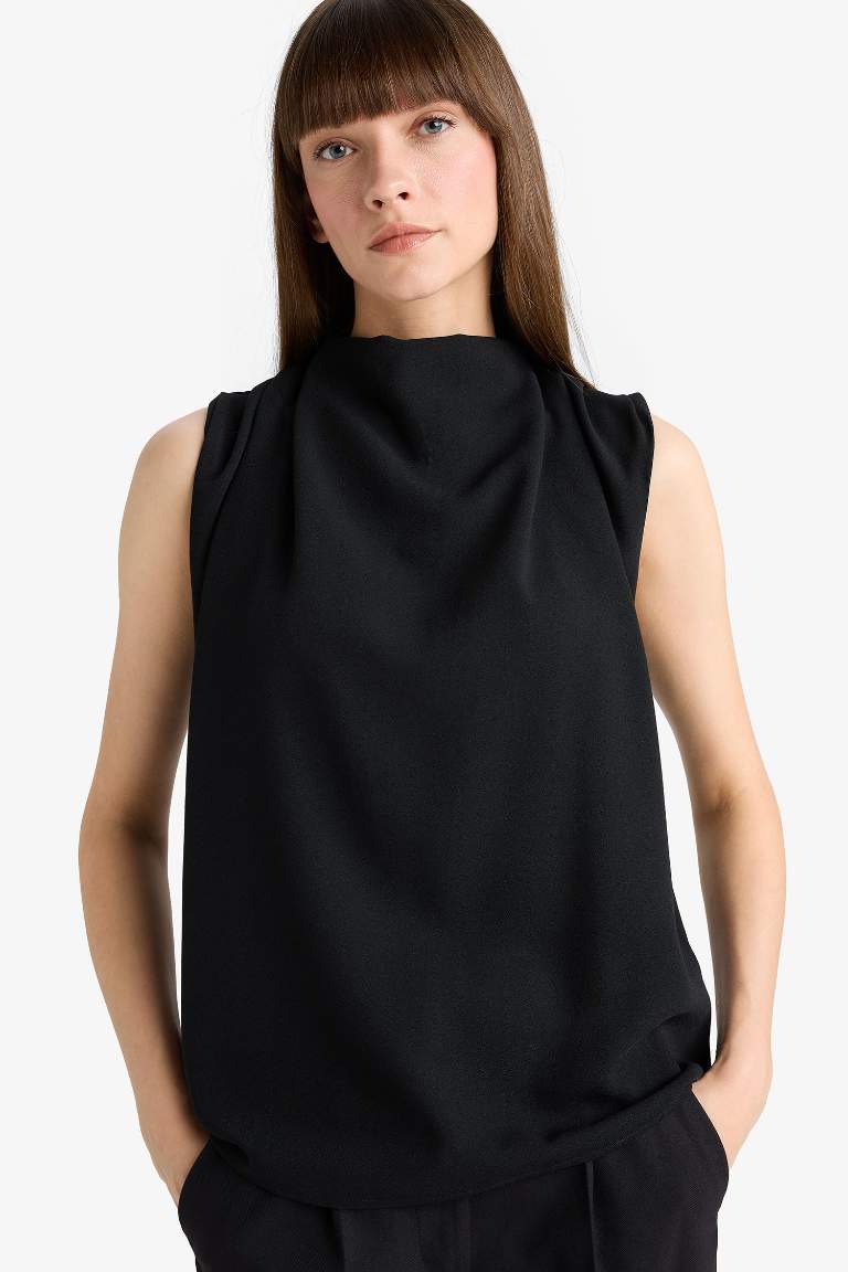 Regular Fit Turtleneck Sleeveless Blouse