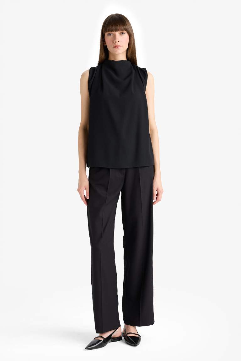 Regular Fit Turtleneck Sleeveless Blouse