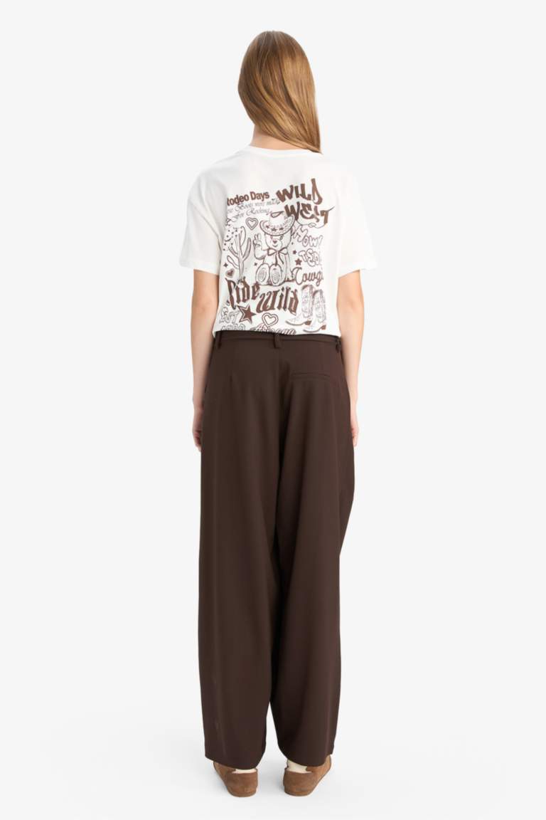 بنطلون باجي فيت بسحاب وخصر عادي