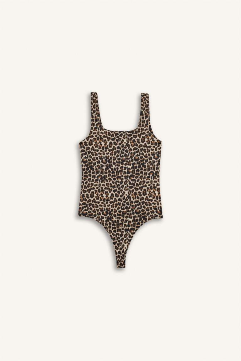 Square Collar Tank Top