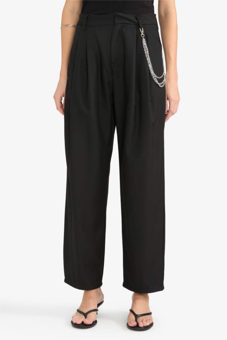 Брюки Baggy Fit с двумя карманами, стандартной длины, с нормальной посадкой