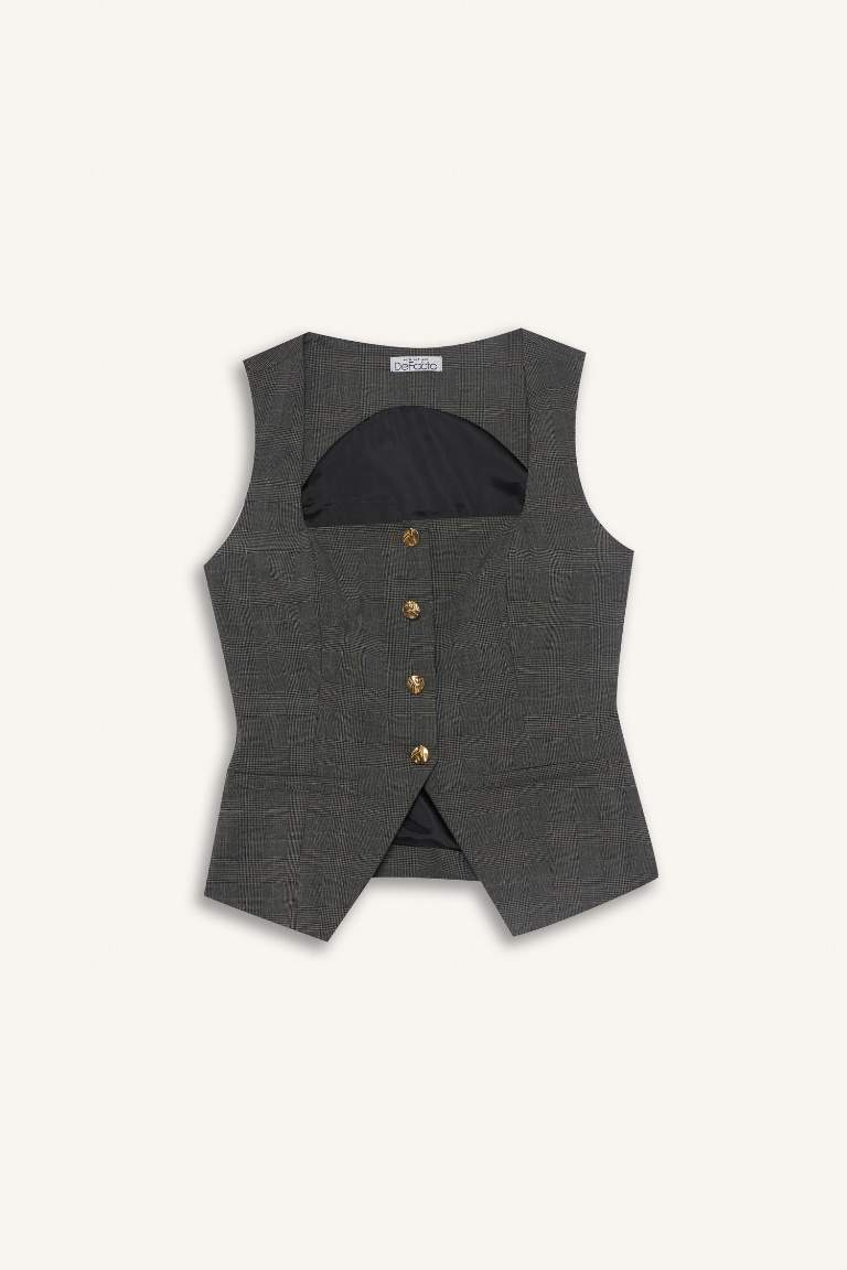 Regular Fit Square Collar Vest