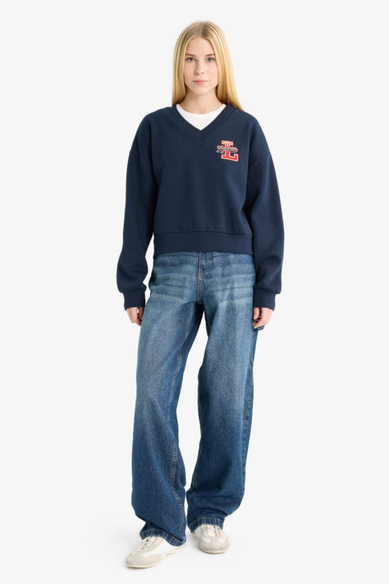 Coool Loose Fit V Yaka Baskılı Sweatshirt