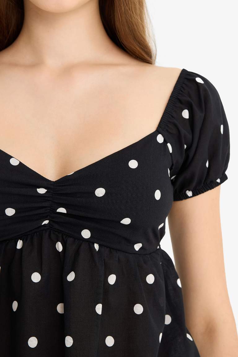 Regular Fit Heart Collar Polka Dot Short Sleeve Blouse