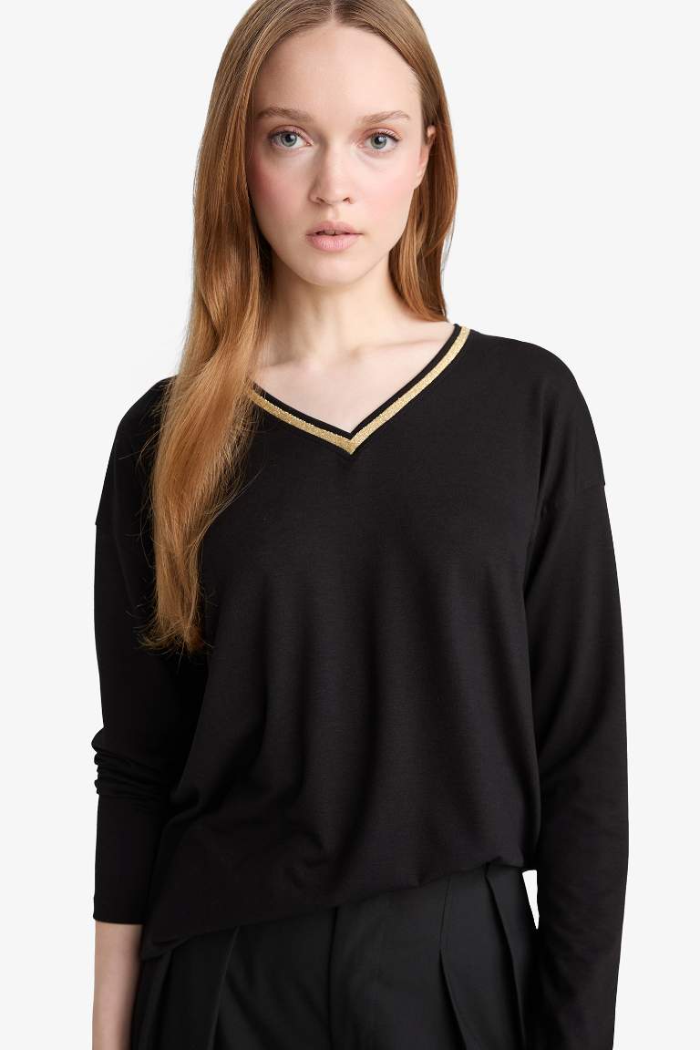 Regular Fit V Yaka Uzun Kollu Tişört