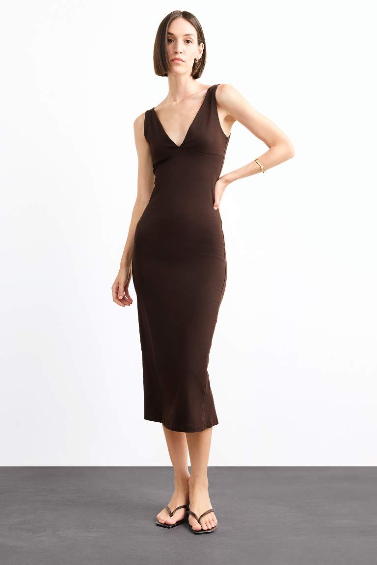 Sleeveless Midi Dress