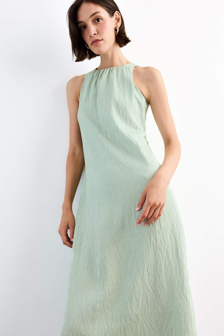 Crinkle Fabric Sleeveless Midi Dress