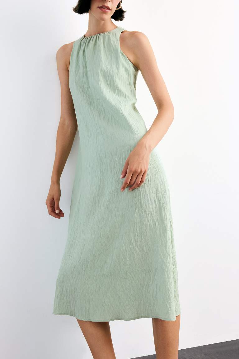 Crinkle Fabric Sleeveless Midi Dress