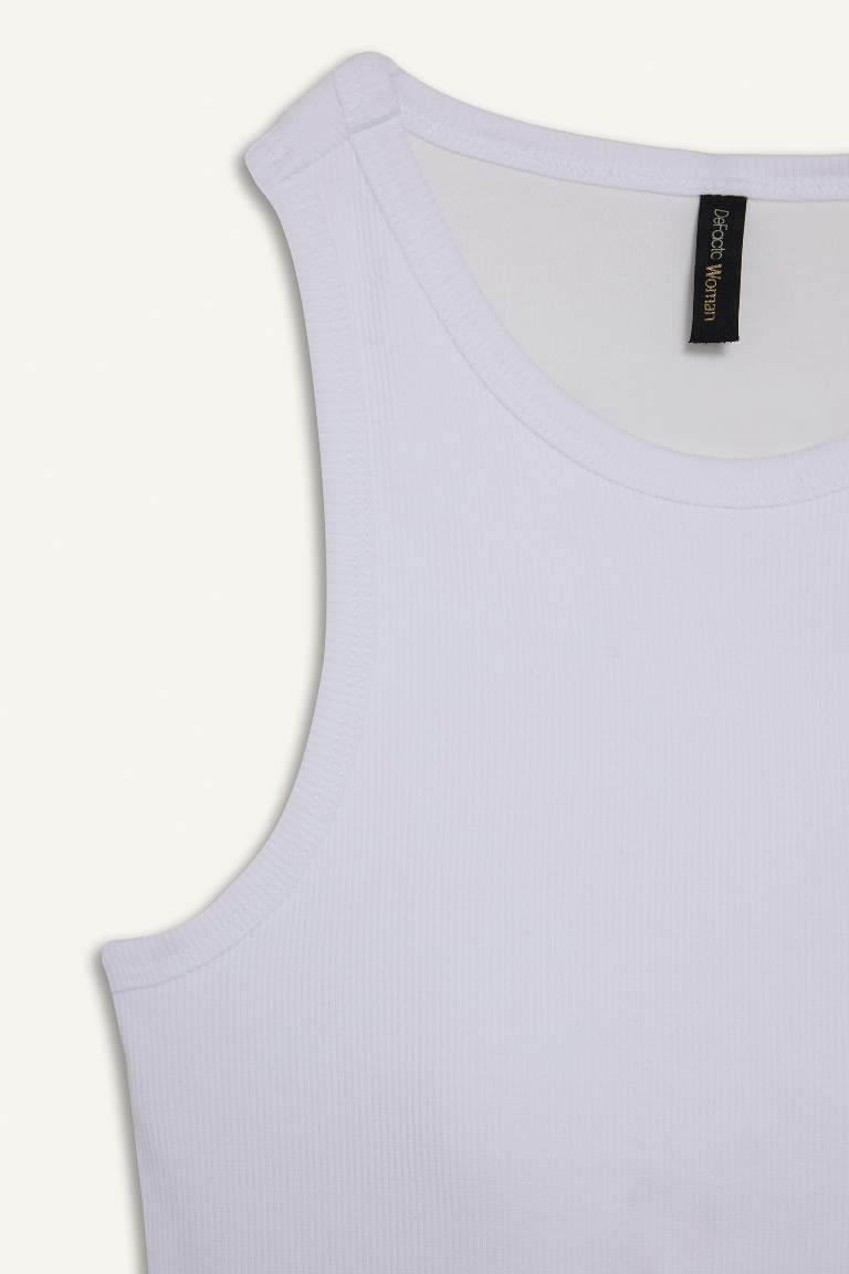 Slim Fit Basic Camisole Halter Collar Tank Top