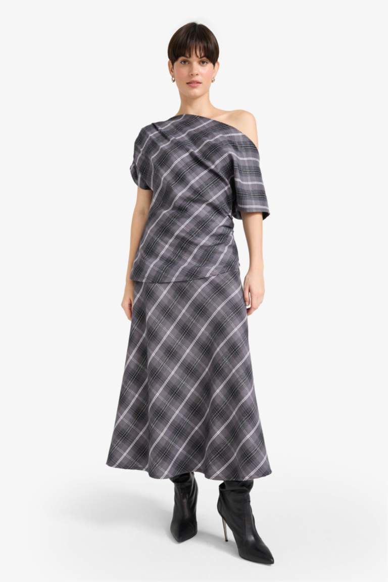 Regular Fit Boat Collar Plaid Short Sleeve Blouse