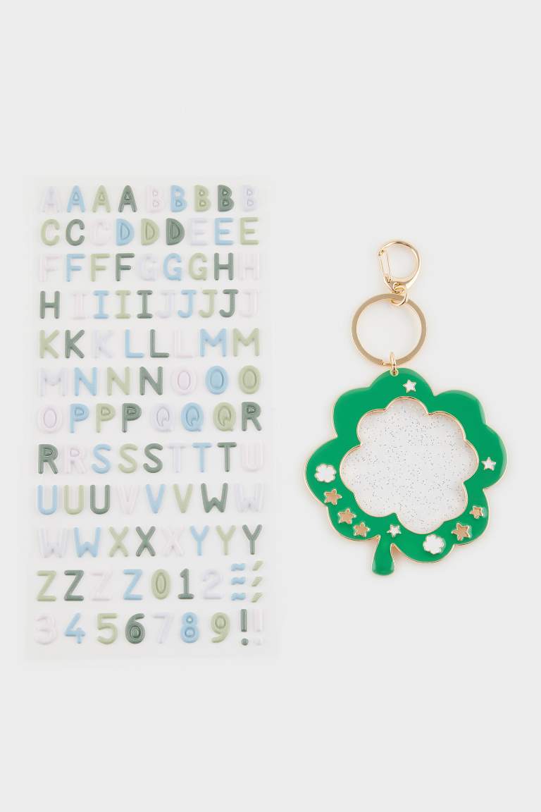 Kadın Yonca Temalı Harfli Charm Anahtarlık