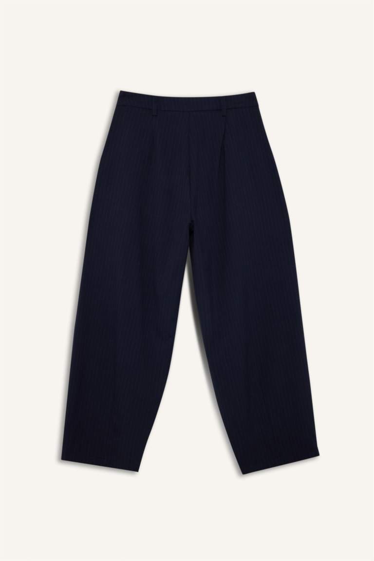 Barrel Fit Half Zippered Ankle Length Trousers