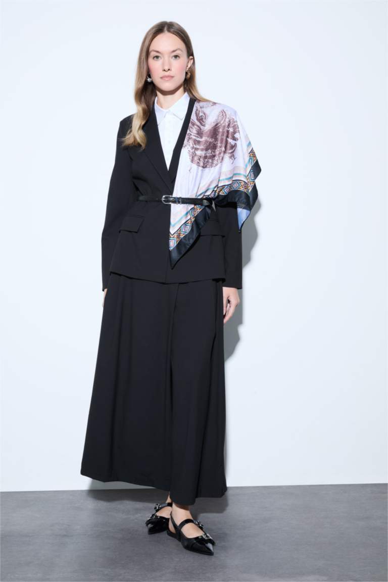 Regular Fit Wide Leg Woven Trousers