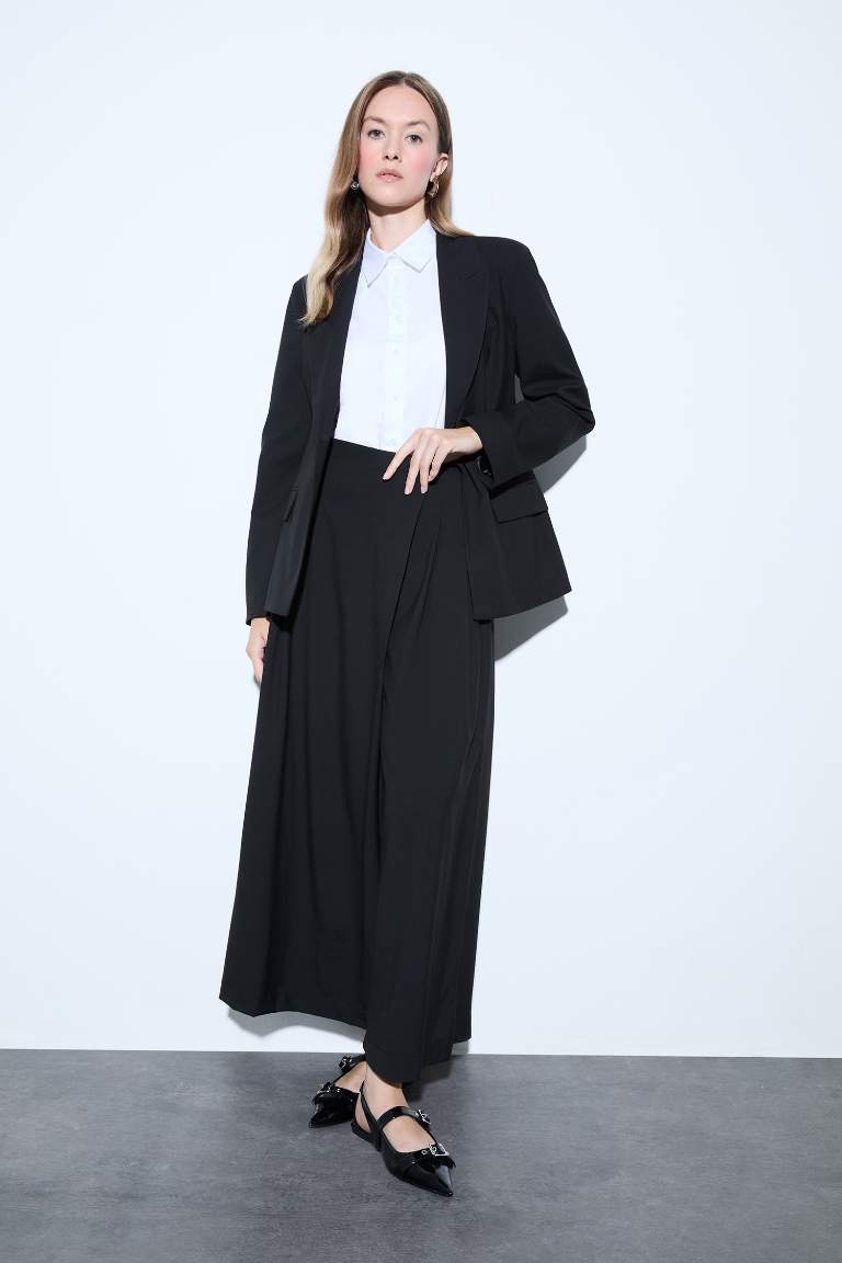 Regular Fit Wide Leg Woven Trousers