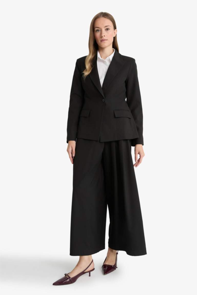 Regular Fit Wide Leg Woven Trousers