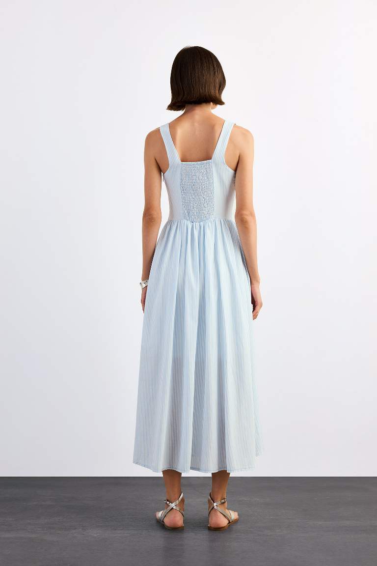 Sleeveless Maxi Dress