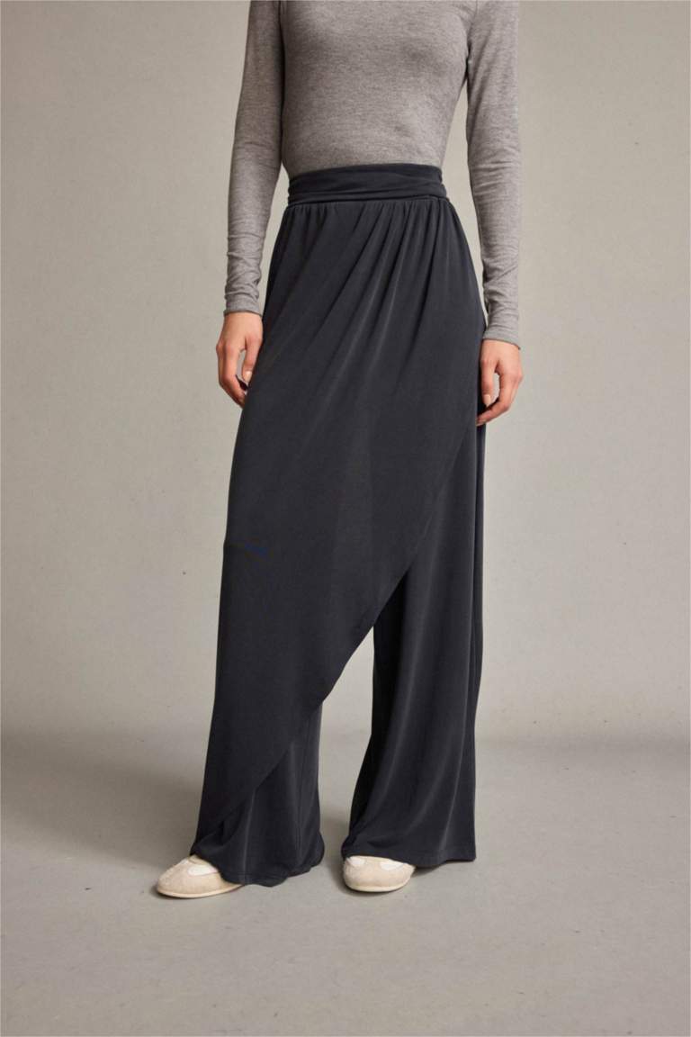 بنطرون منسوج قصة مريحة برجل عادي وخصر عادي