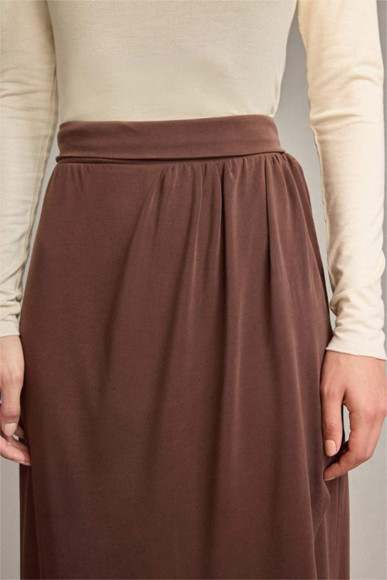 Relax Fit Normal Bel Düz Paça Modal Pantolon