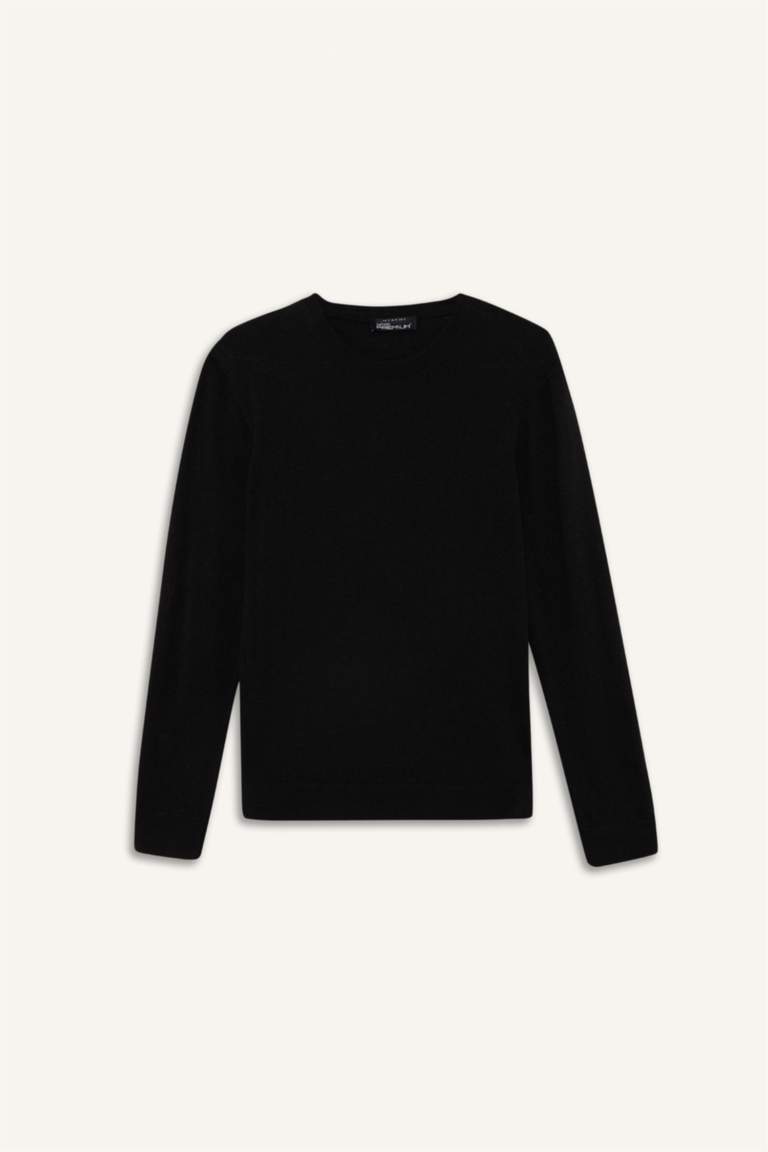 بلوز تريكو قصة عادية بياخة مستديرة من مزيج الصوف