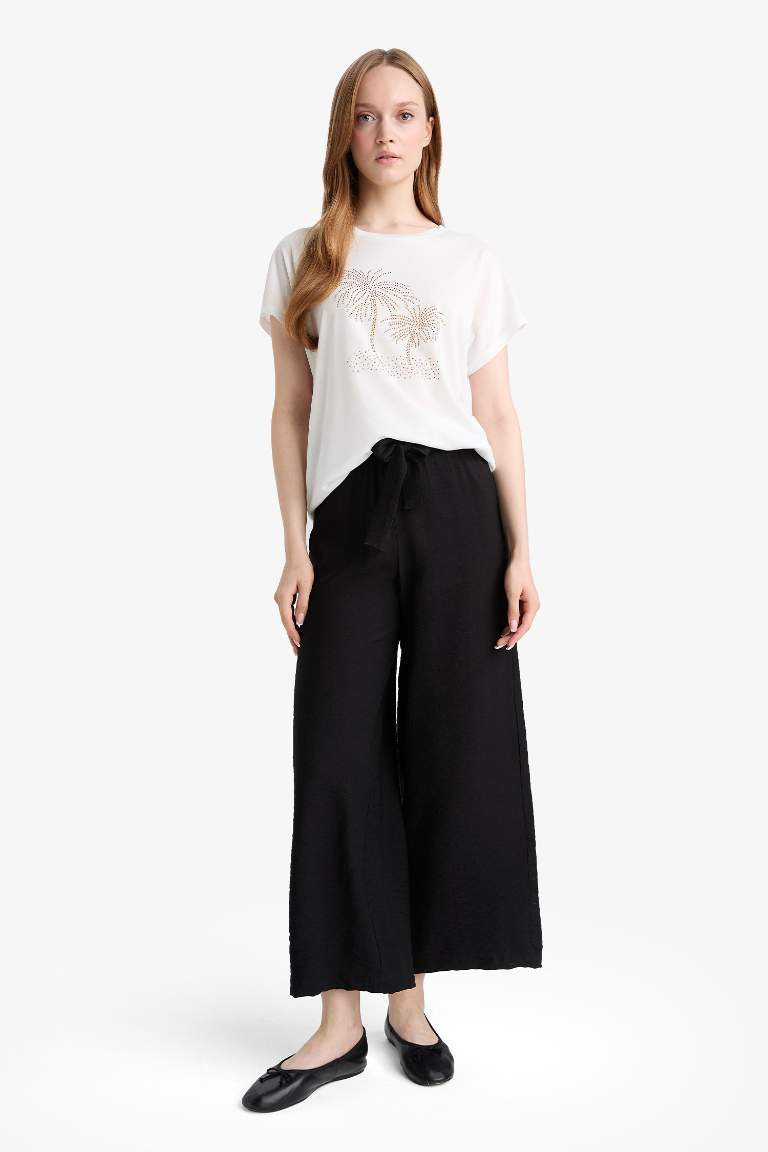 Relax Fit Wide Leg Capri Pants