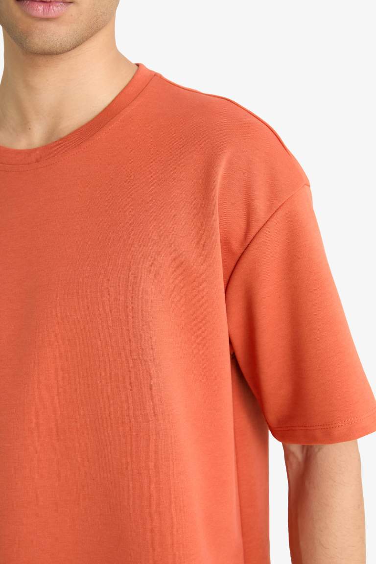 Oversize Fit Crew Neck Short Sleeve T-Shirt