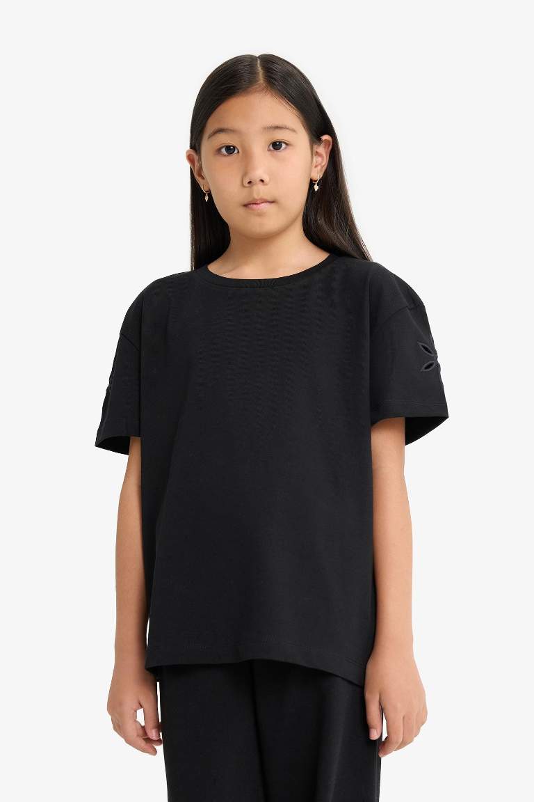 Girl Oversize Fit Crew Neck Embroidered T-Shirt