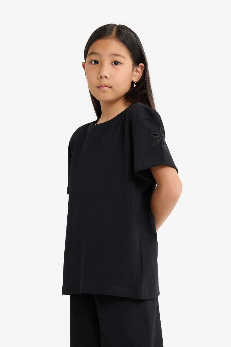 Girl Oversize Fit Crew Neck Embroidered T-Shirt