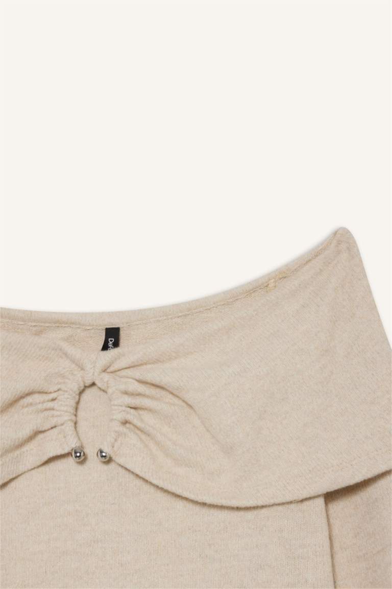 Slim Fit Off Shoulder T-Shirt