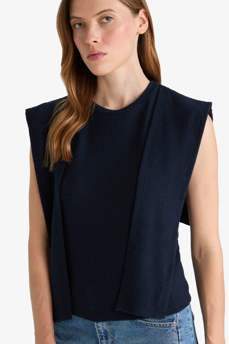 Slim Fit Crew Neck Tie Detail Sleeveless Blouse