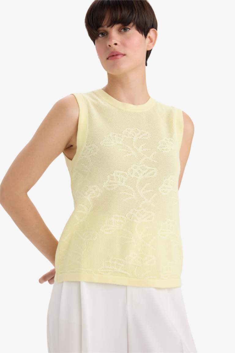 فانيلة تريكو قصة عادية