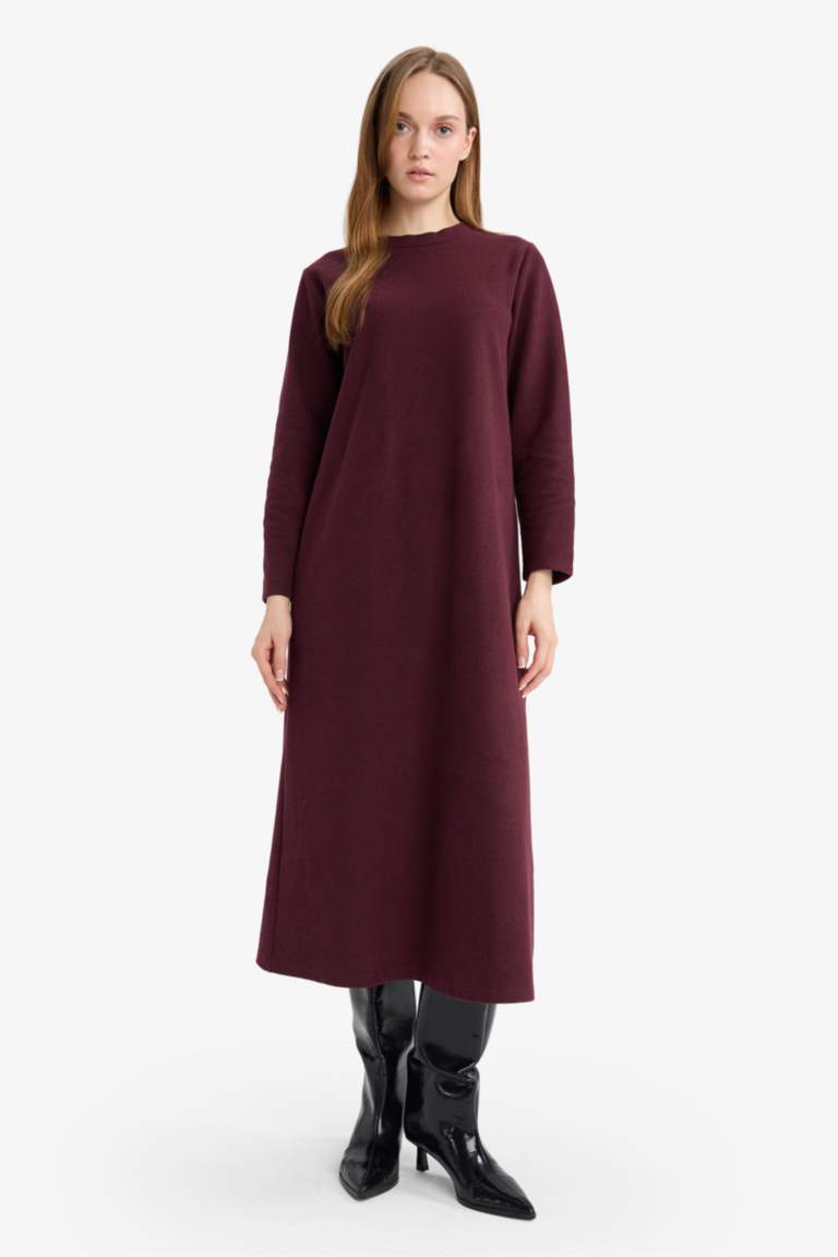 Regular Fit Bisiklet Yaka Uzun Kollu Kemerli Maxi Elbise