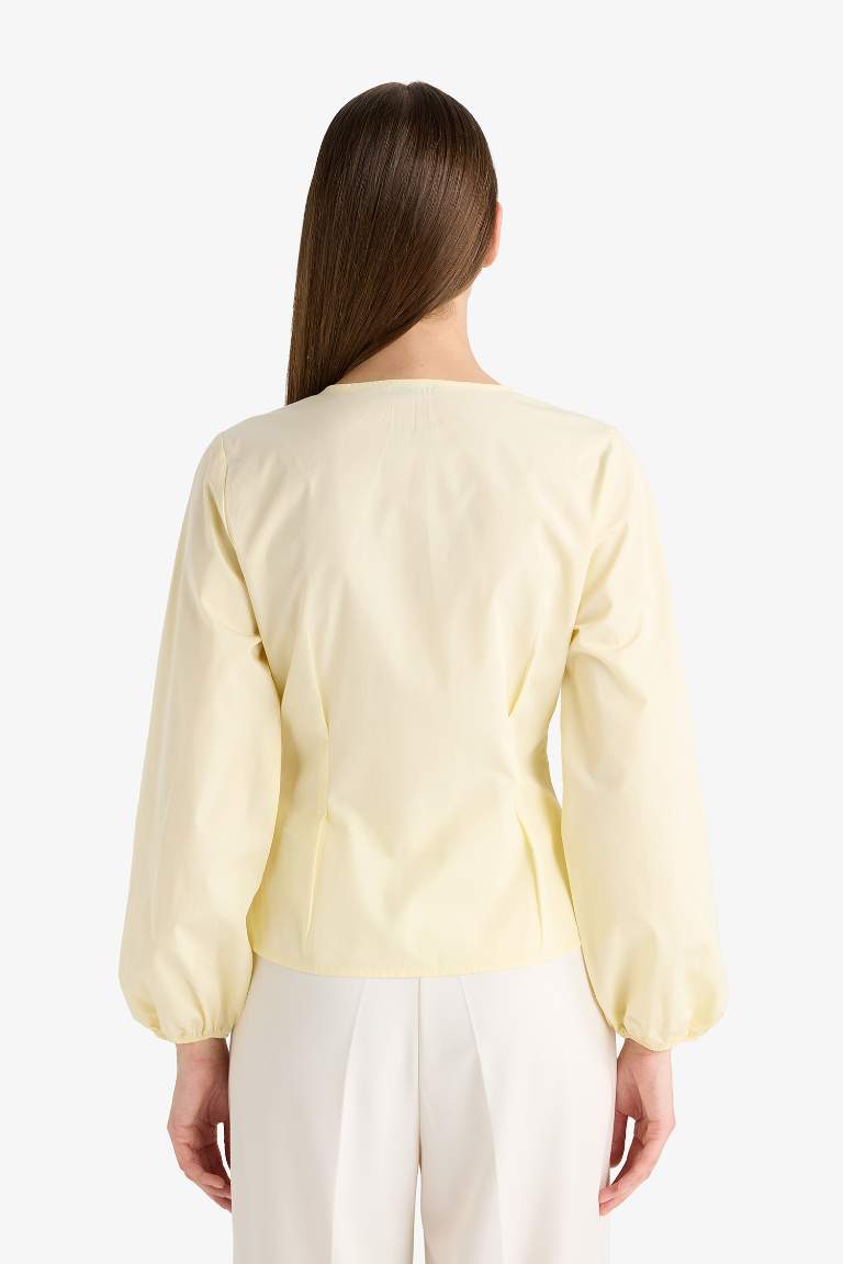 Slim Fit V-Neck Long Sleeve Blouse