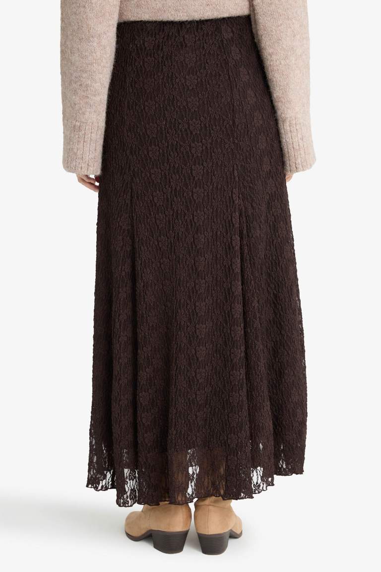 A Cut Lace Knitted Skirt