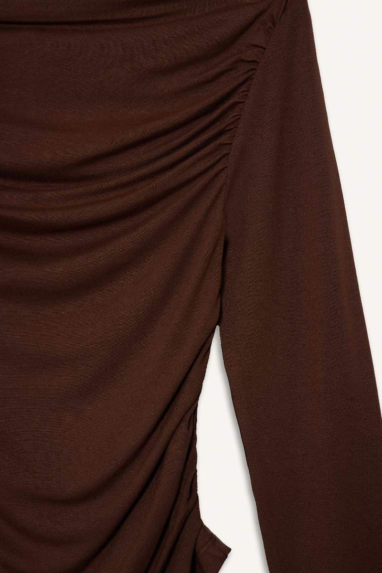Slim Fit Off Shoulder Long Sleeve T-Shirt