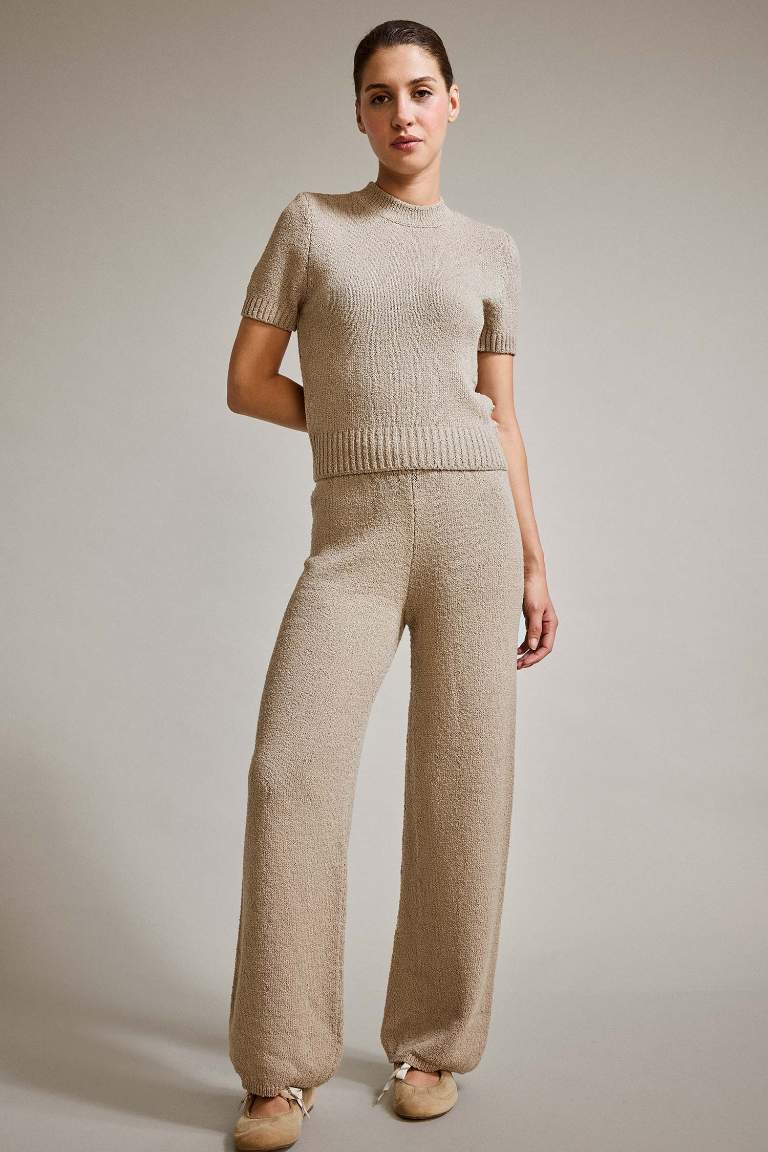 Relax Fit Normal Waist Straight Leg Trousers