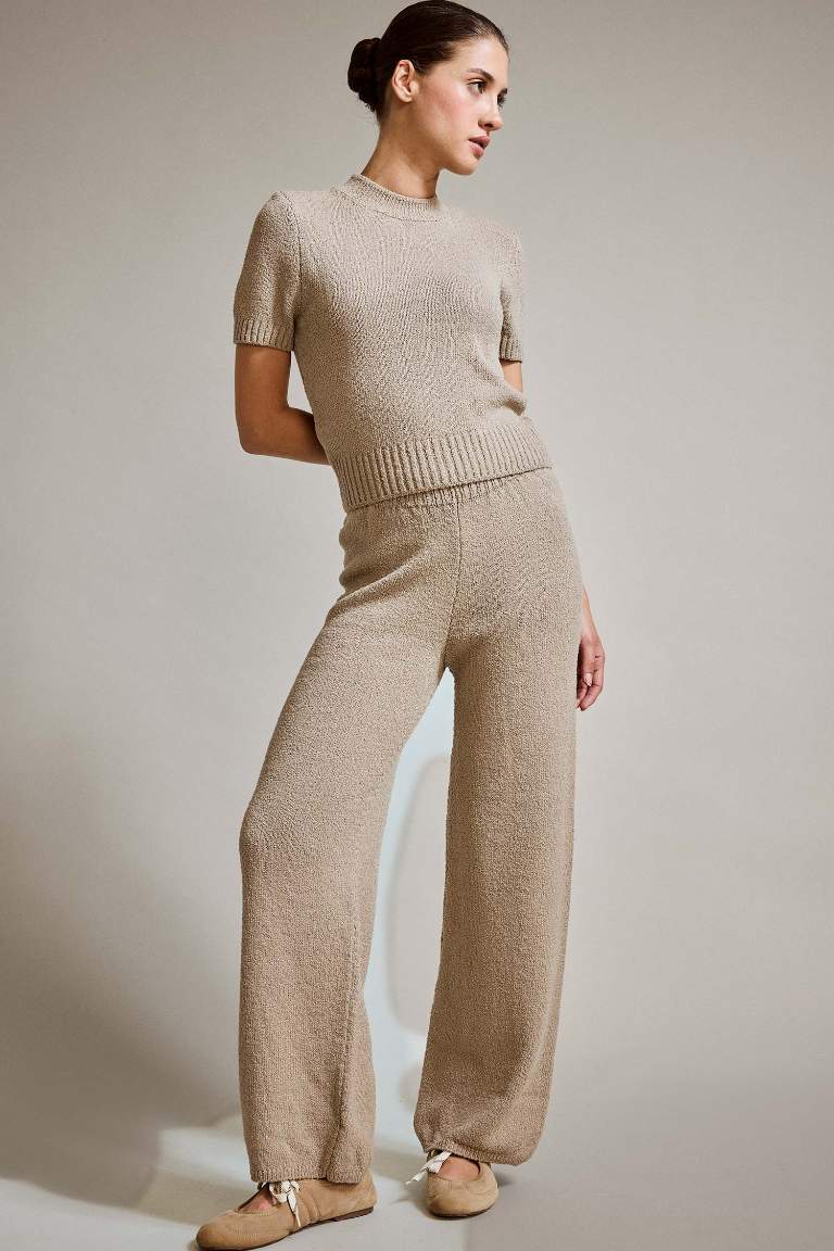 Relax Fit Normal Waist Straight Leg Trousers