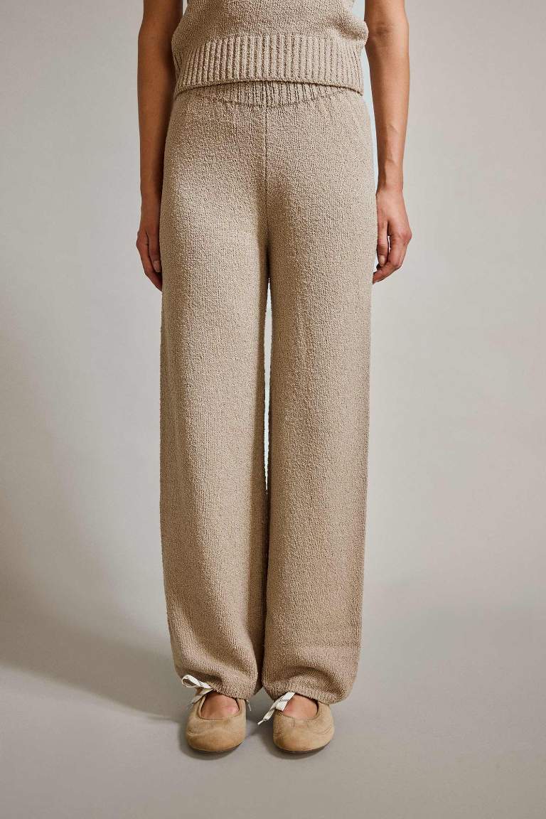 Relax Fit Normal Waist Straight Leg Trousers