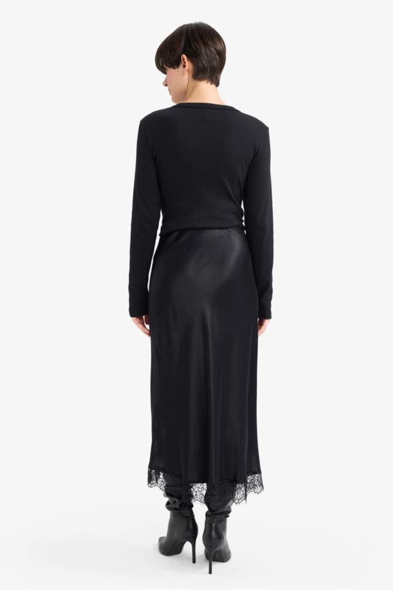 A Cut Satin Normal Waist Midi Skirt