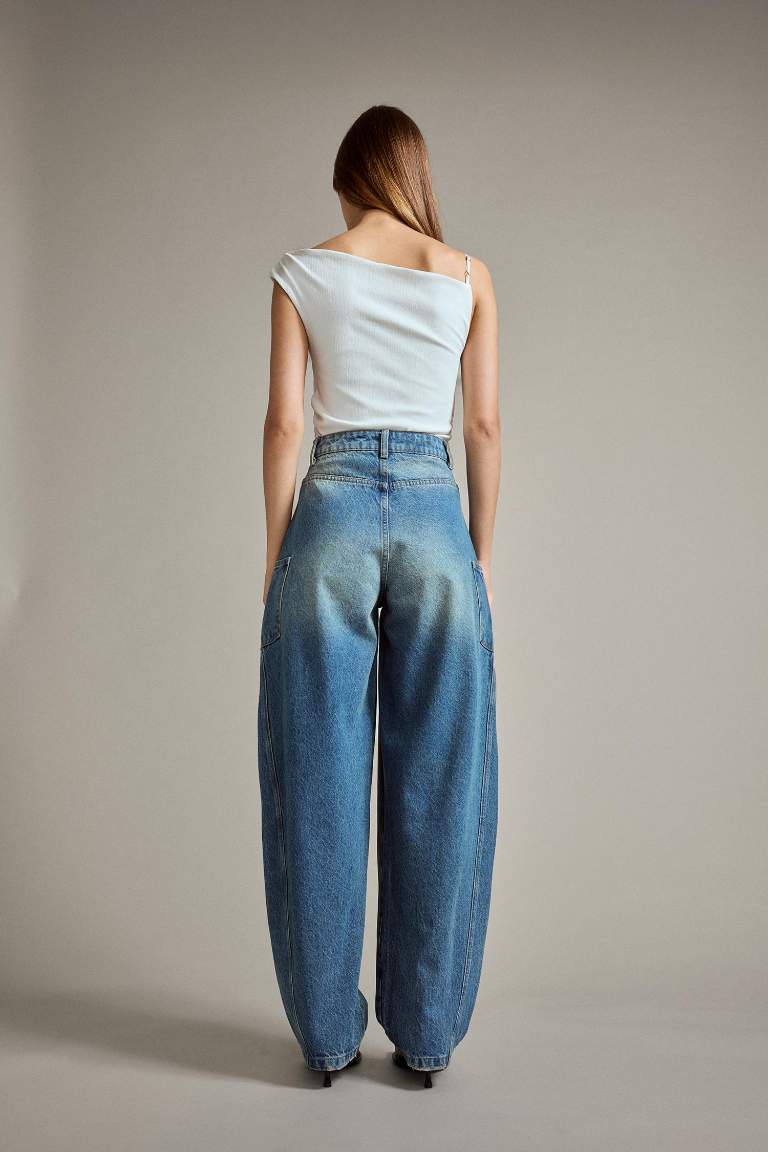 Barrel Fit Geniş Paça Jean Pantolon