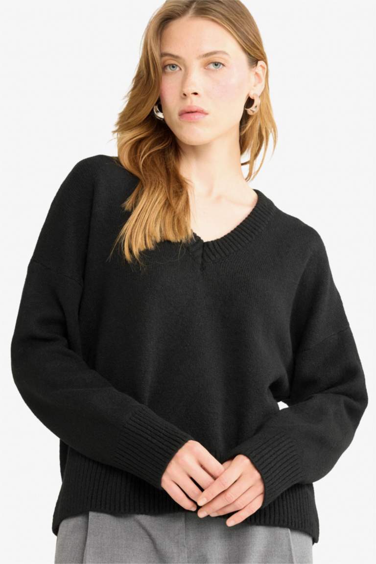 Oversize Fit V-Neck Knitwear Pullover