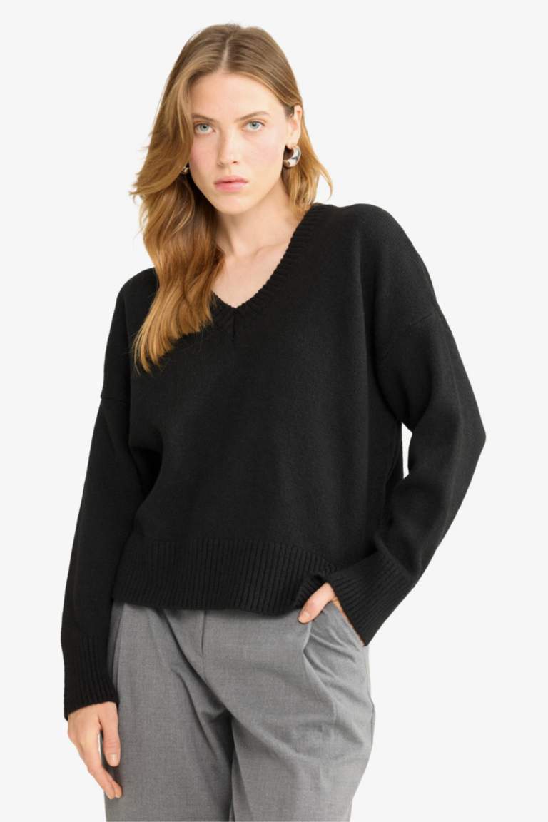 Oversize Fit V-Neck Knitwear Pullover