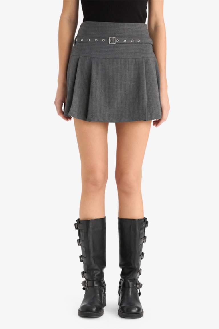 Normal Waist Mini Skirt