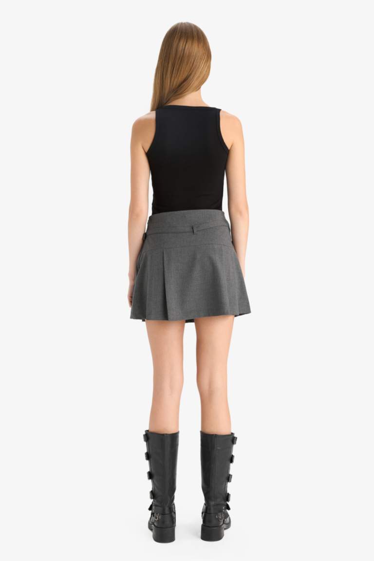 Normal Waist Mini Skirt